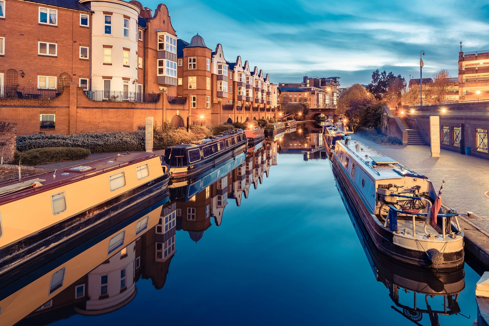 birminghams canals perfect for property investors in birmingham